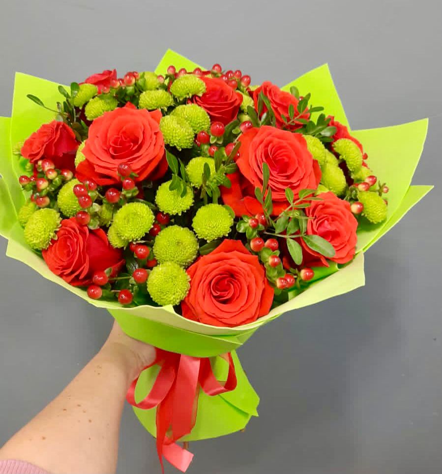 Букет цветов из: Хризантемы и Розы в Поречье Рузского района