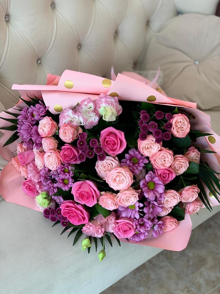 Букет цветов из: Хризантемы, Розы и Лизиантусы в Поречье Рузского района