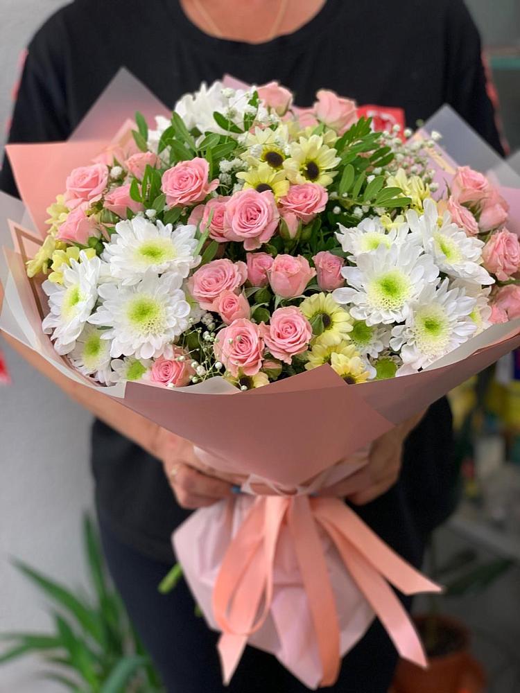 Букет цветов из: Розы и Хризантемы в Поречье Рузского района