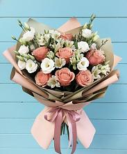 Букет цветов из:  Розы, Альстромерии и Лизиантусы в Поречье Рузского района