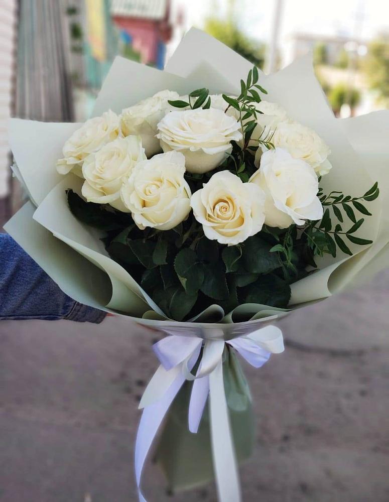 Букет Белые розы Проуд в Поречье Рузского района