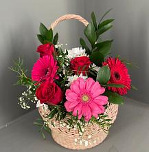 Цветочная композиция из Розы, Хризантемы и Герберы в корзине #REPLACE_PRED# Поречье Рузского района