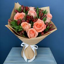 Букет цветов из:  Розы и Альстромерии в Поречье Рузского района