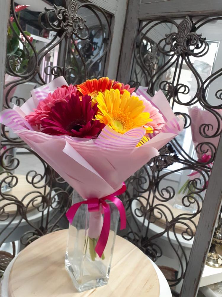 Букет цветов из: Герберы в Поречье Рузского района