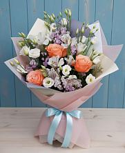 Букет цветов из:  Лизиантусы, Розы, Альстромерии и Гипсофила в Поречье Рузского района