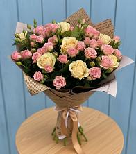 Букет цветов из:  Розы в Поречье Рузского района