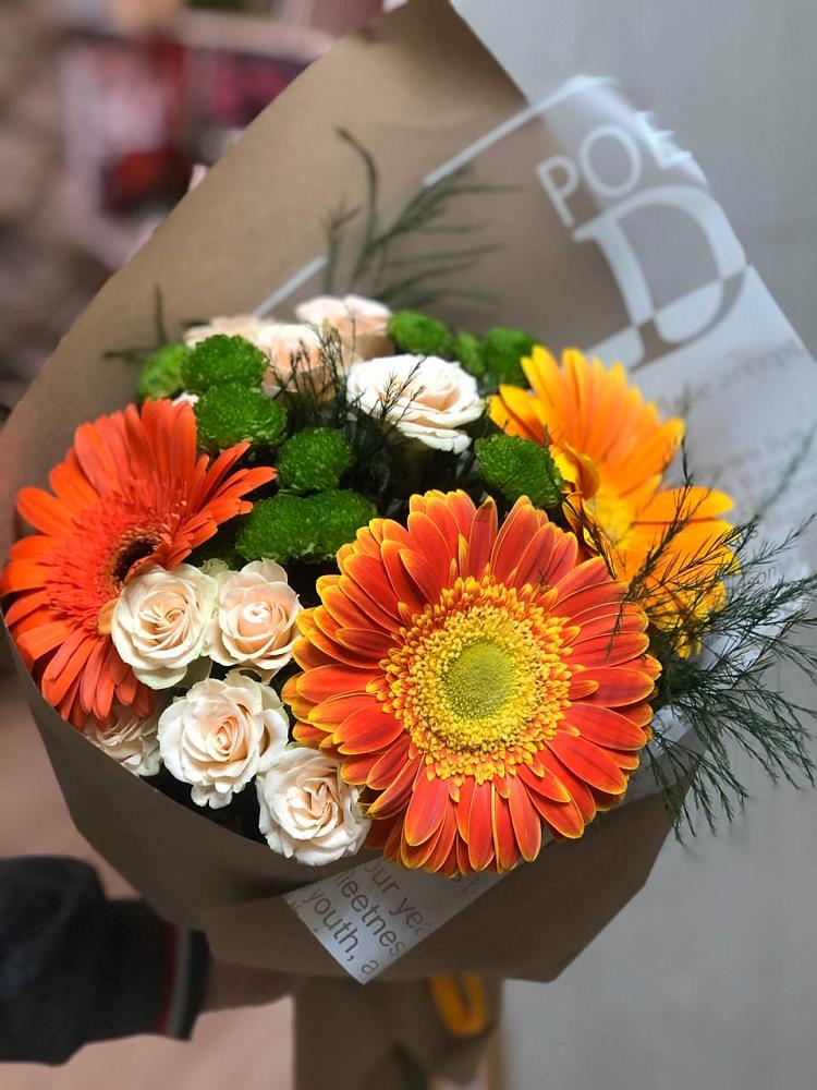 Букет цветов из: Герберы, Хризантемы и Розы в Поречье Рузского района