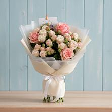 Букет цветов из:  Розы в Поречье Рузского района