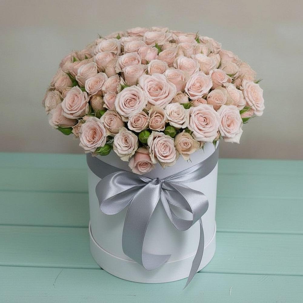 Цветочная композиция из Розы в шляпной коробке в Поречье Рузского района