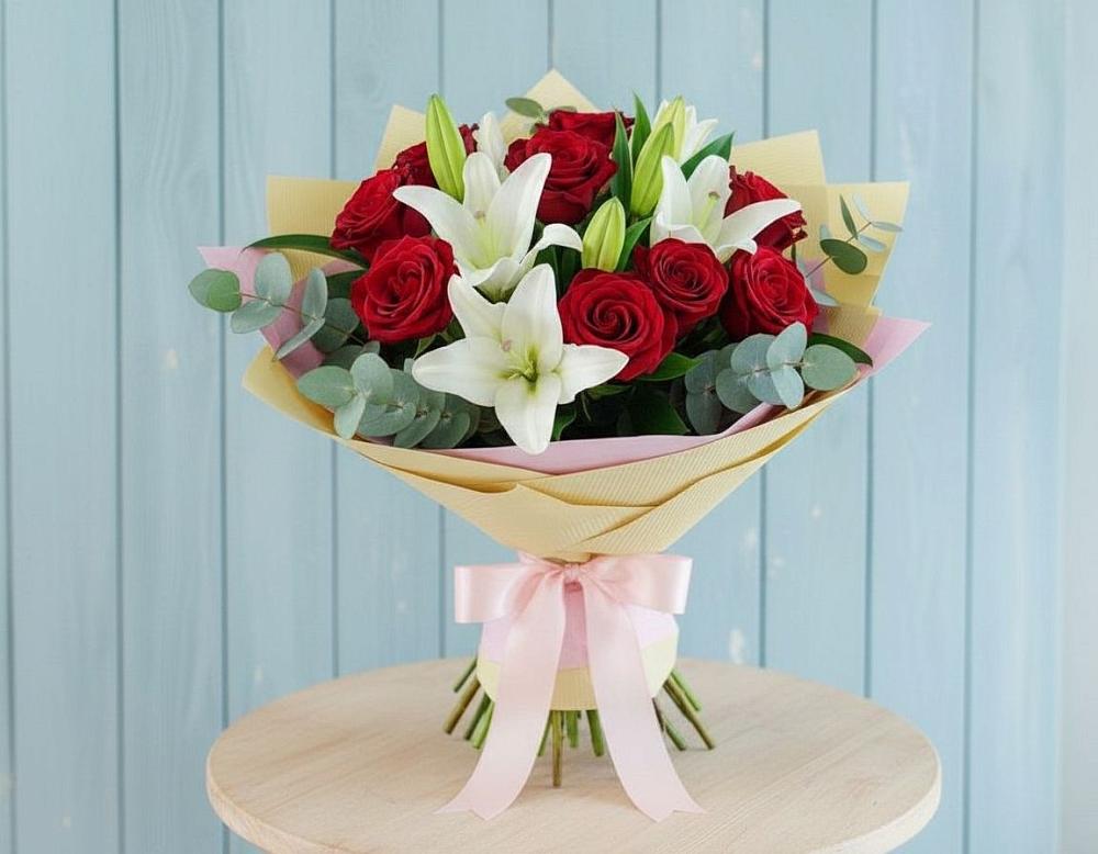 Букет цветов из: Лилии и Розы в Поречье Рузского района